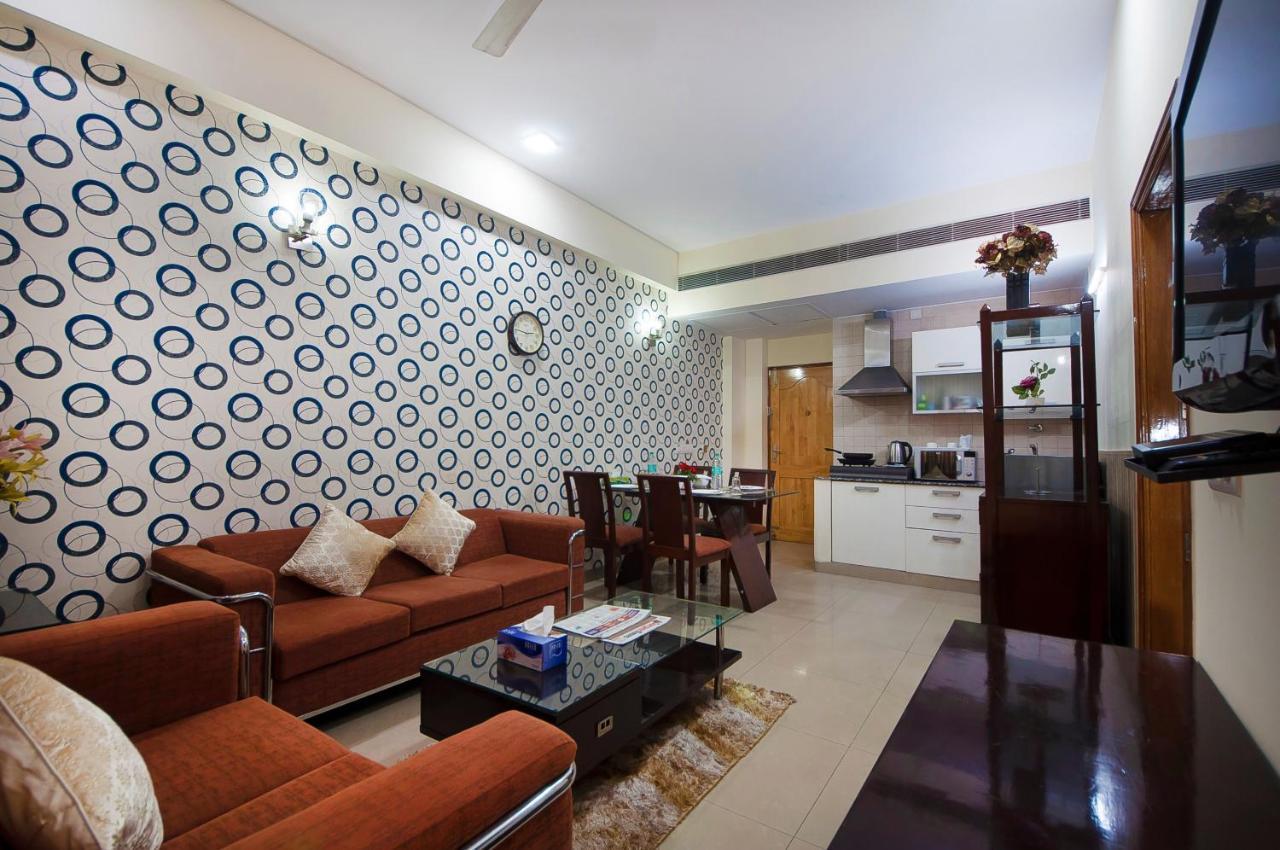 Imperial Apartments Huda City Gurgaon Exteriör bild
