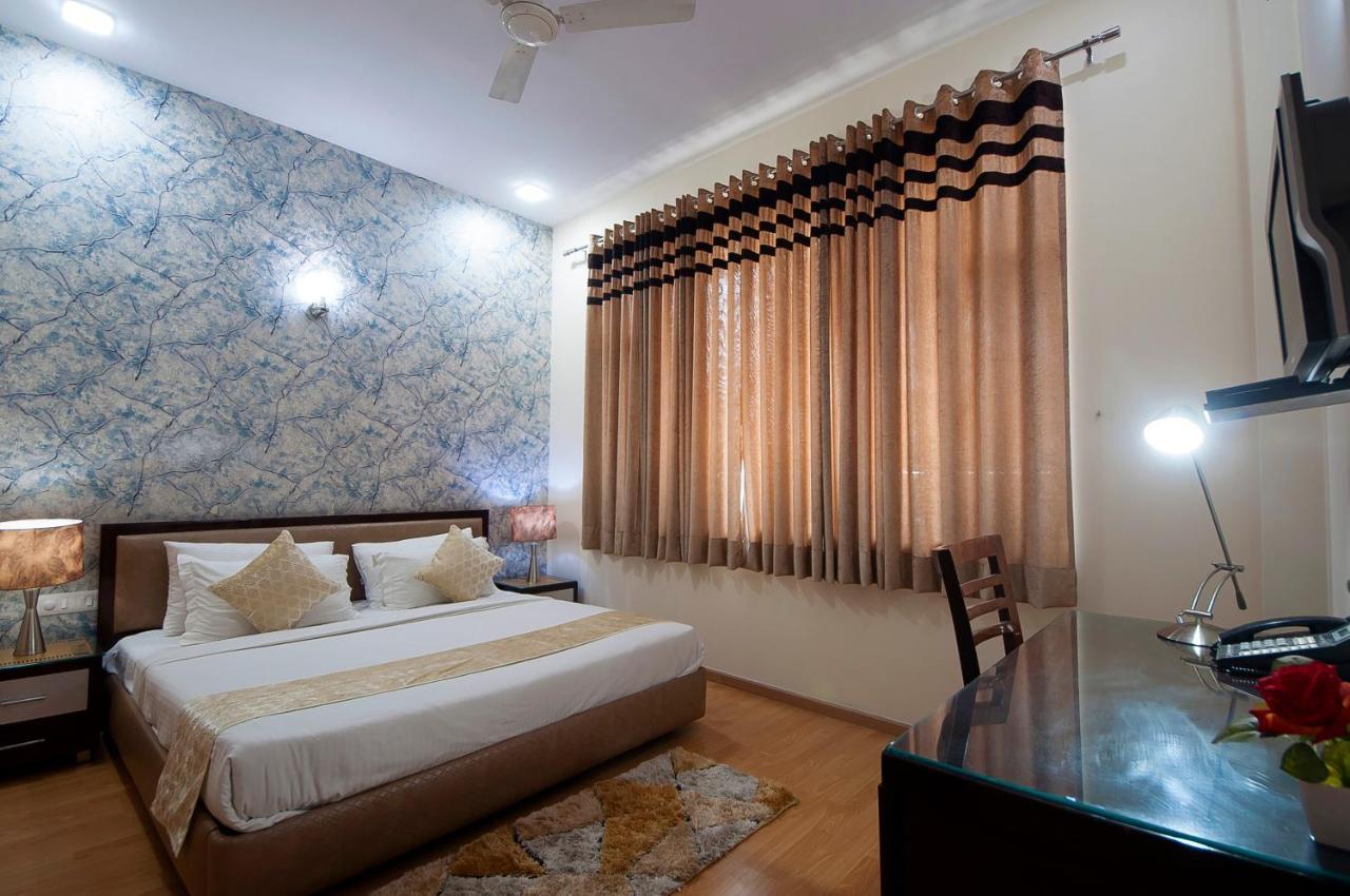 Imperial Apartments Huda City Gurgaon Exteriör bild