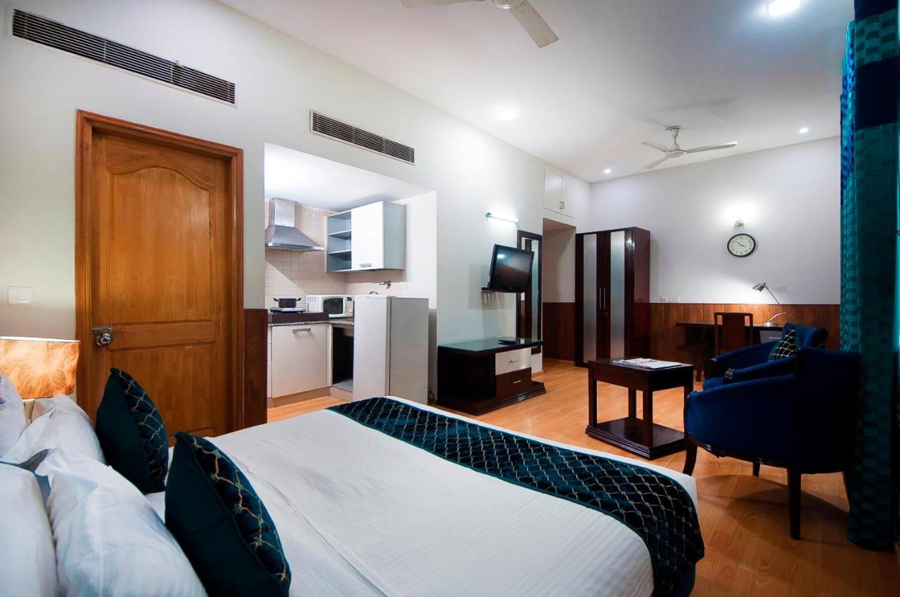 Imperial Apartments Huda City Gurgaon Exteriör bild