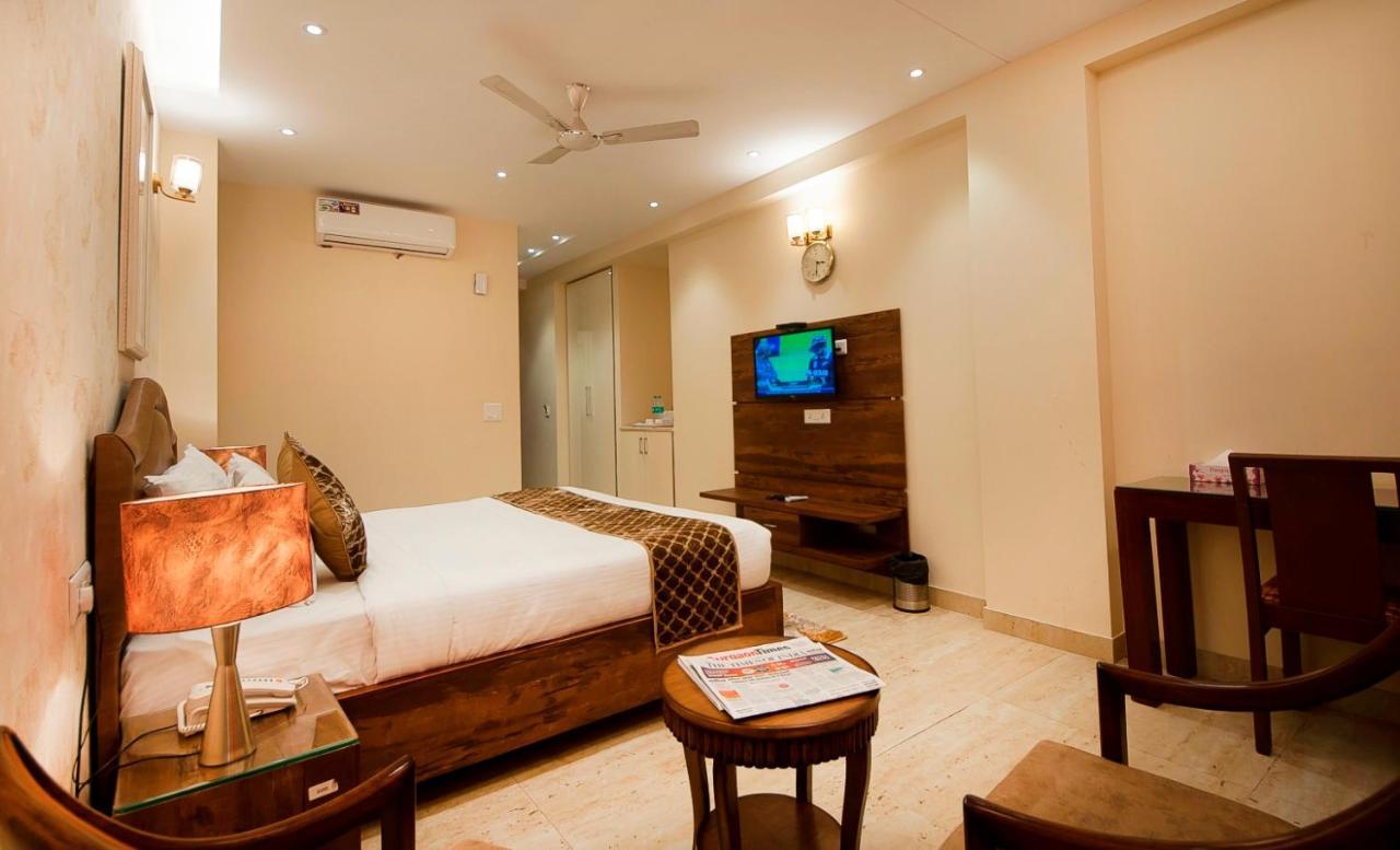 Imperial Apartments Huda City Gurgaon Exteriör bild
