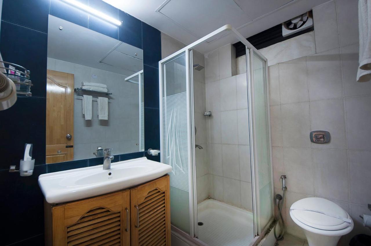 Imperial Apartments Huda City Gurgaon Exteriör bild