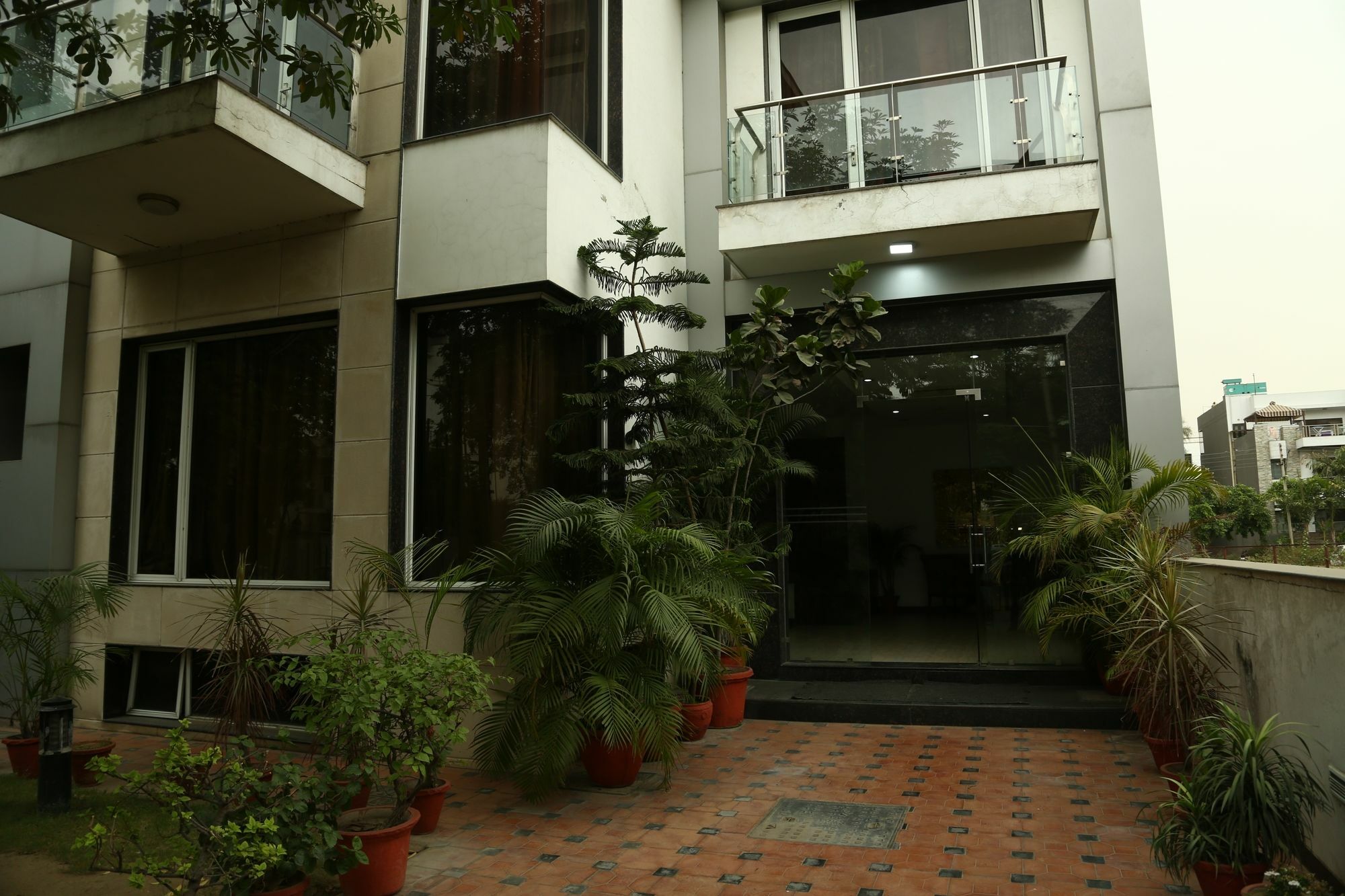 Imperial Apartments Huda City Gurgaon Exteriör bild